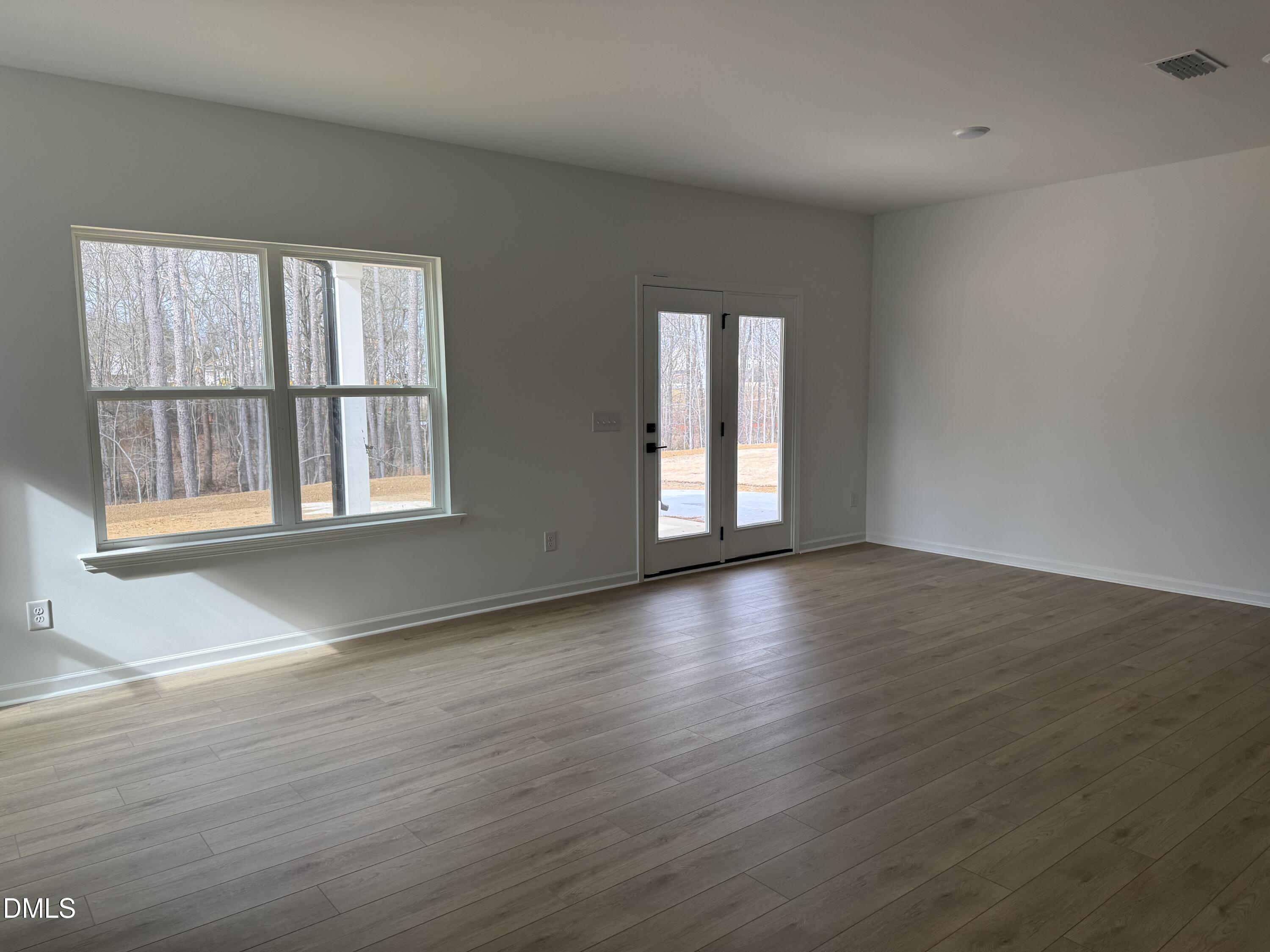 916 Fetching Place 344