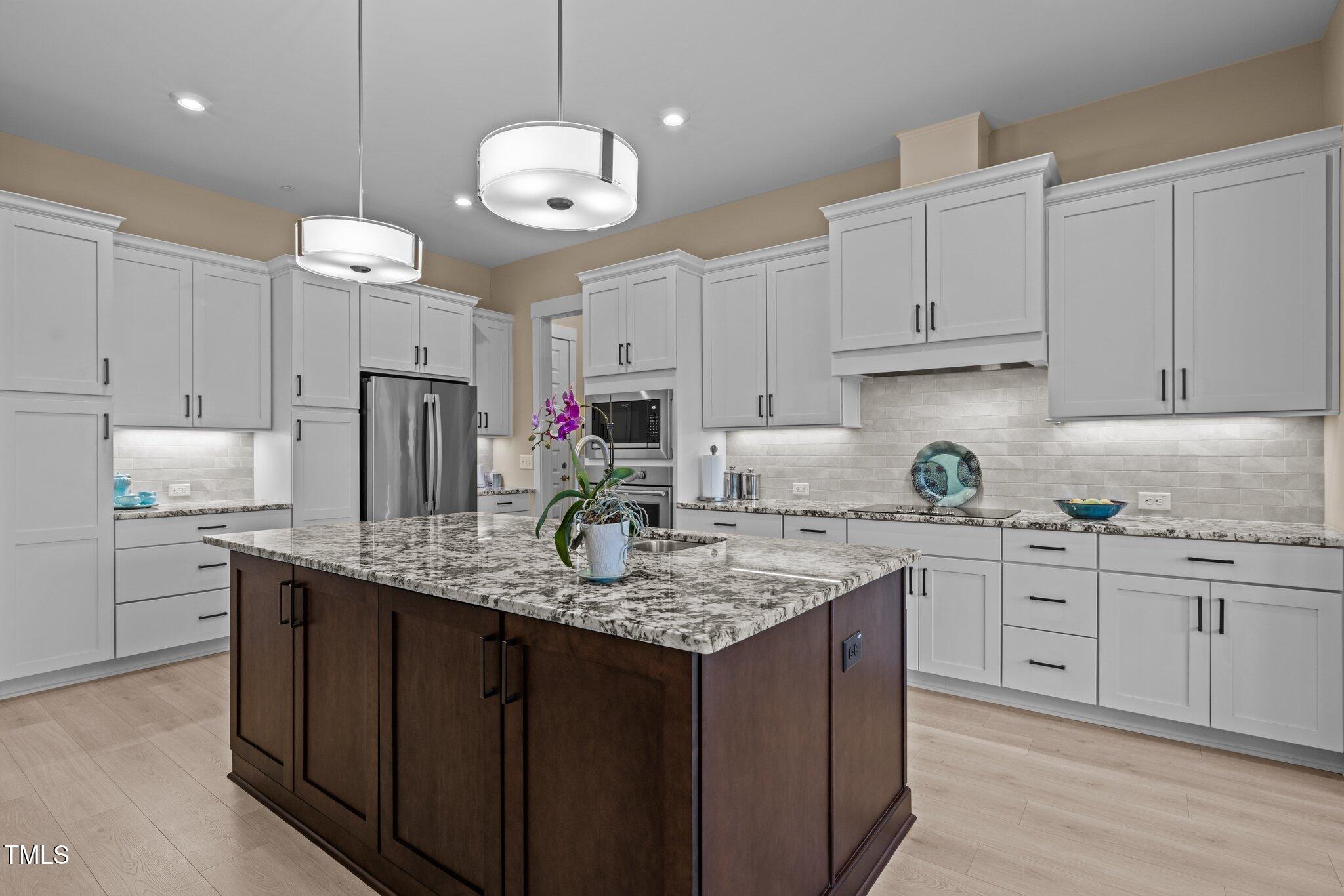 1027 Laurelwood Drive