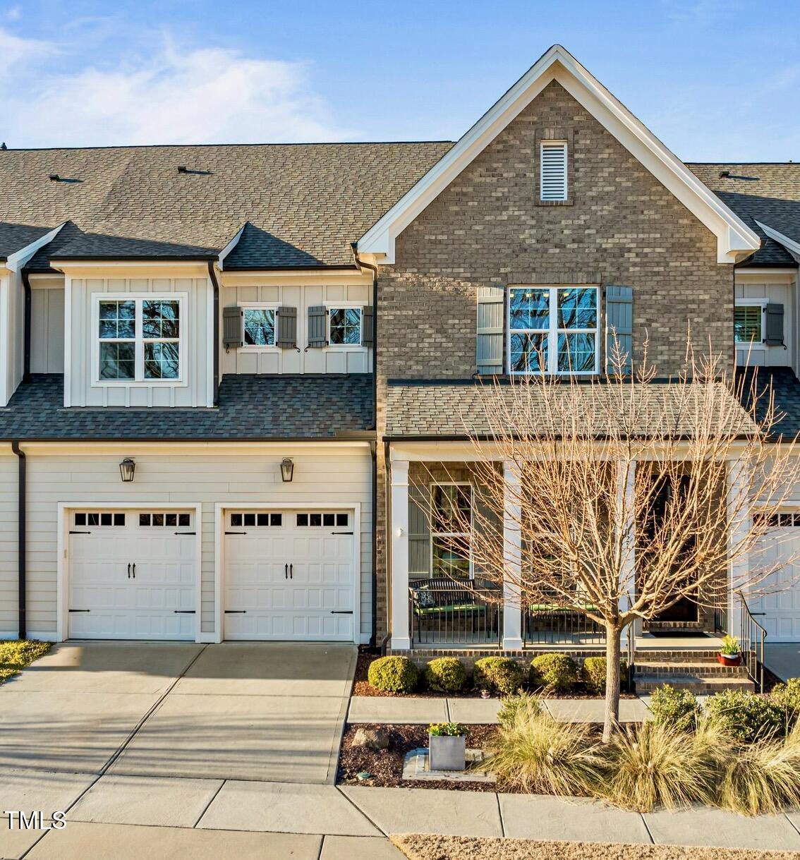 1027 Laurelwood Drive
