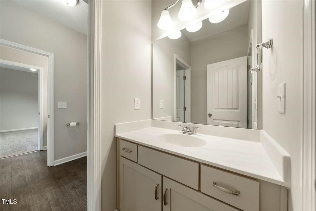 Clayton, North Carolina 27527, United States, 6 Bedrooms Bedrooms, ,4 BathroomsBathrooms,Residential,Pending,6465