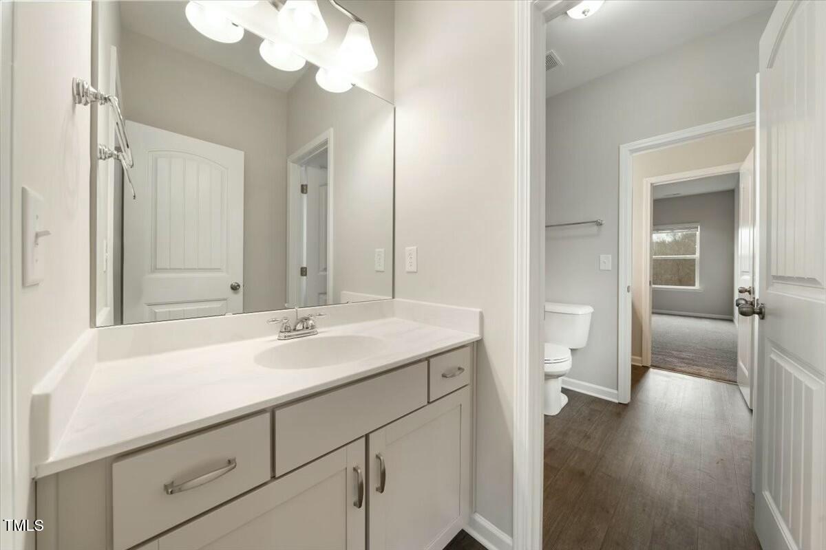 Clayton, North Carolina 27527, United States, 6 Bedrooms Bedrooms, ,4 BathroomsBathrooms,Residential,Pending,6465