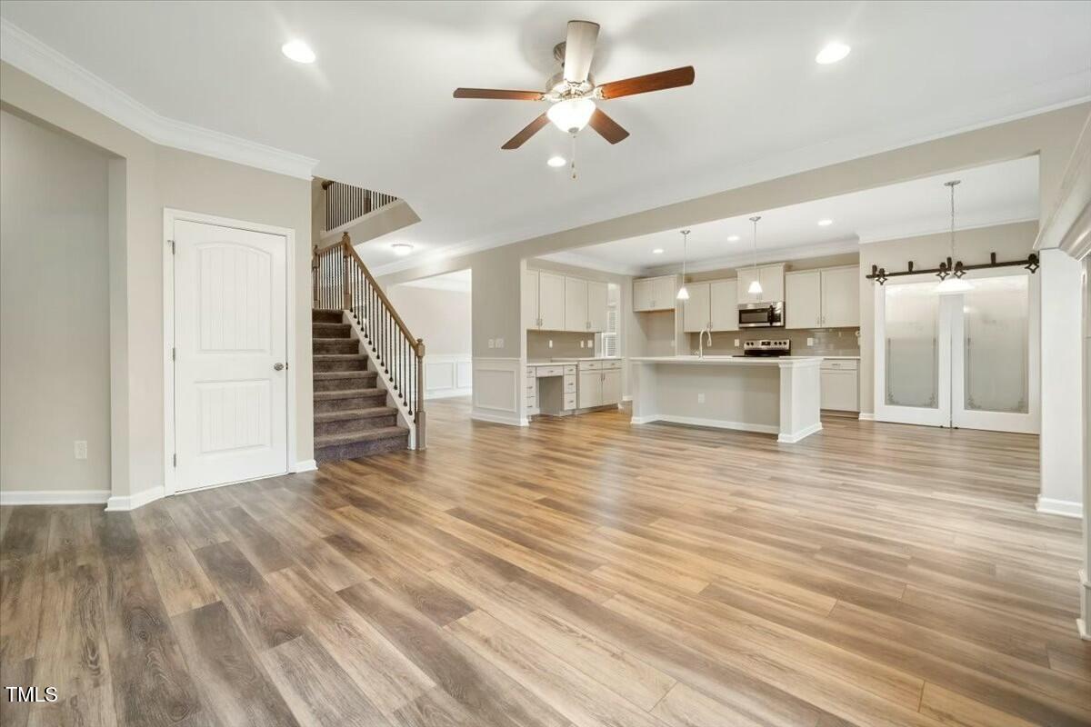 Clayton, North Carolina 27527, United States, 6 Bedrooms Bedrooms, ,4 BathroomsBathrooms,Residential,Pending,6465