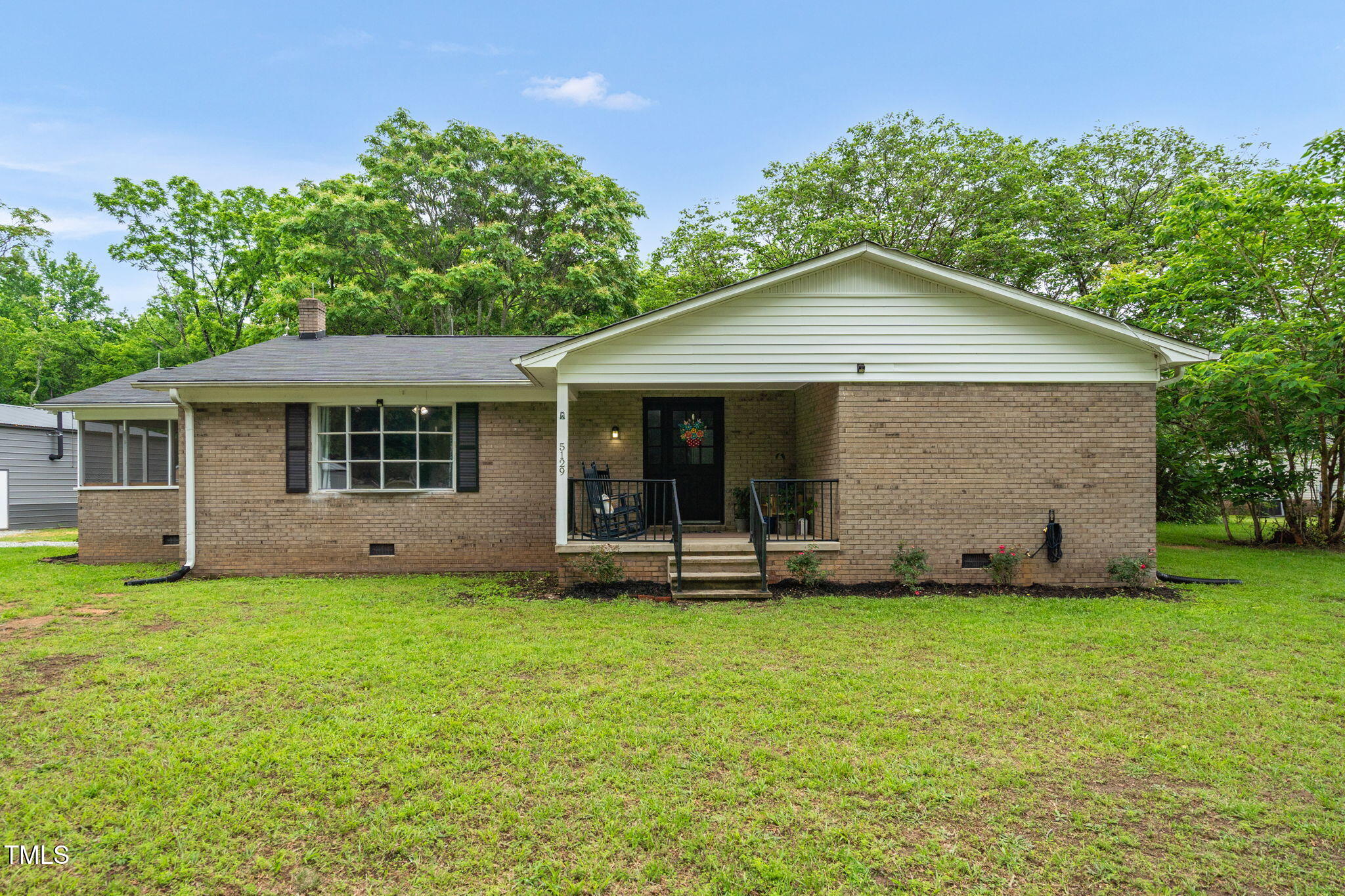 5129 Neighbors Road