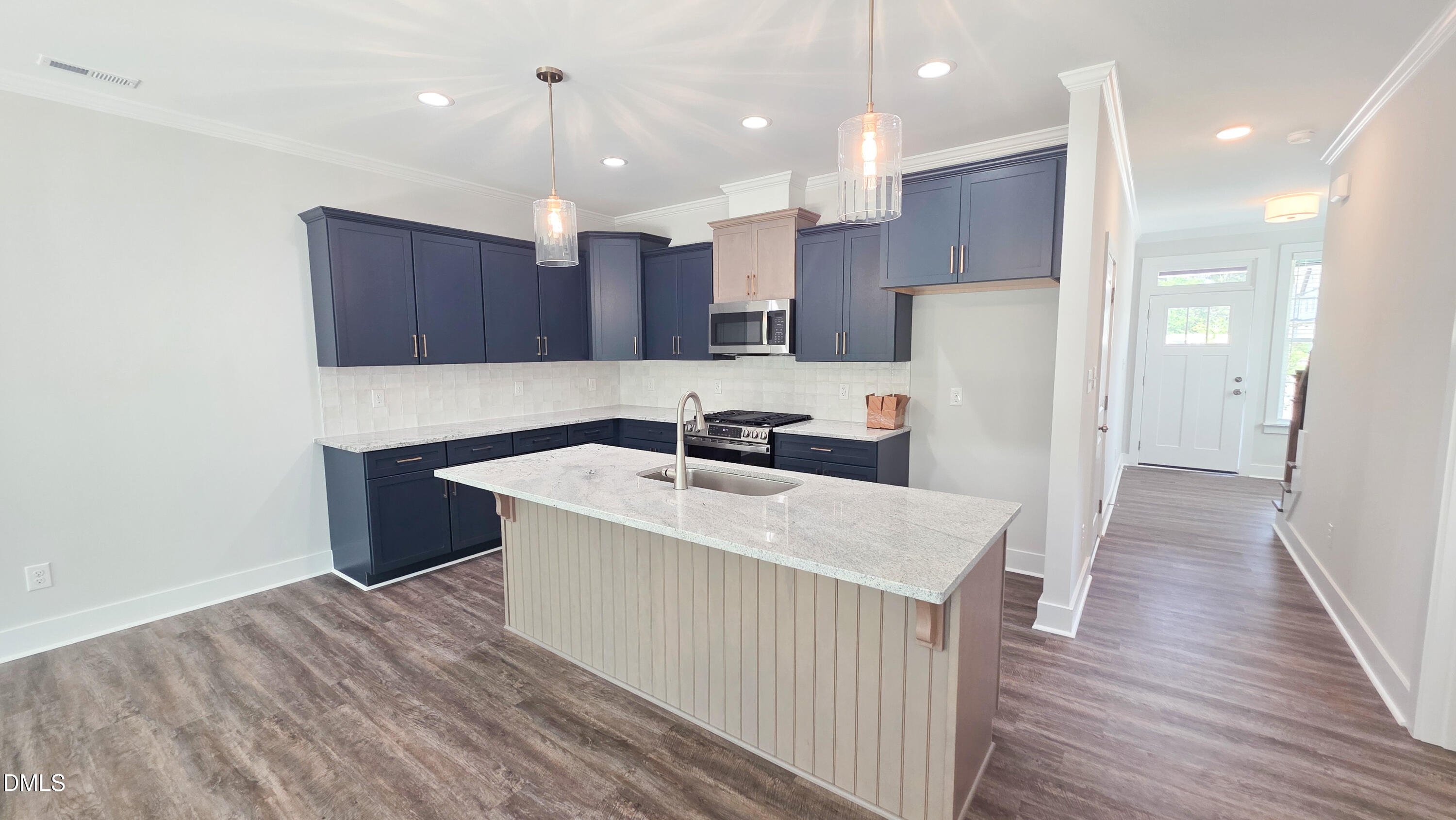 621 Marshskip Way 7