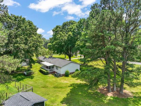 Single Family Residence in Youngsville NC 8108 Zebulon Road 34.jpg