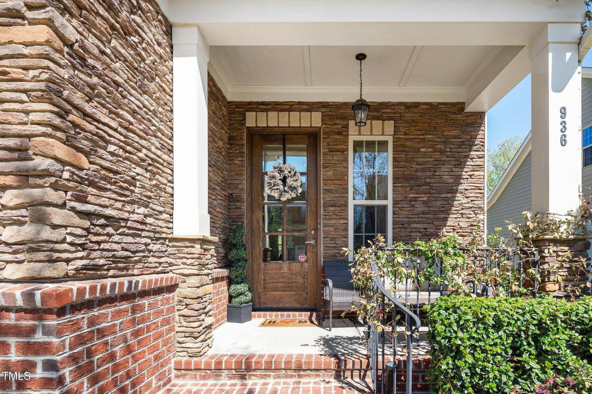 936 Regency Cottage Place