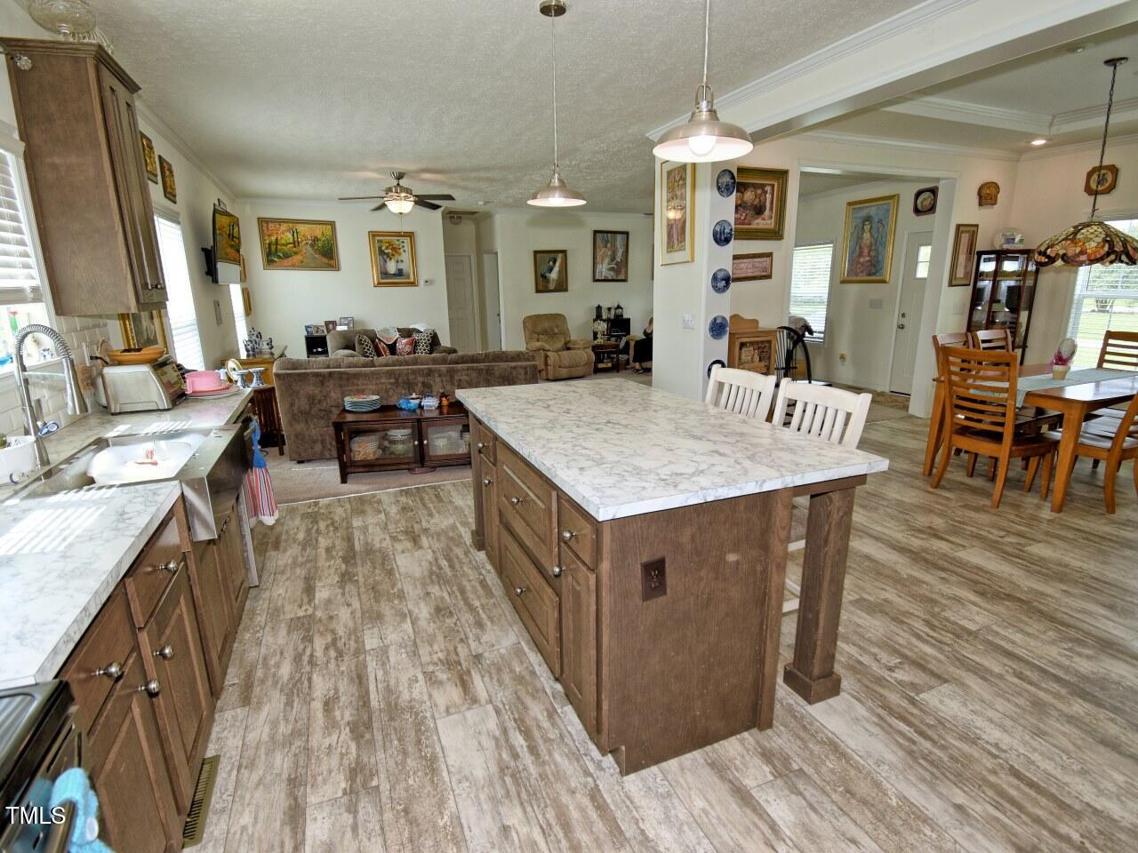 555 Hinnant Road