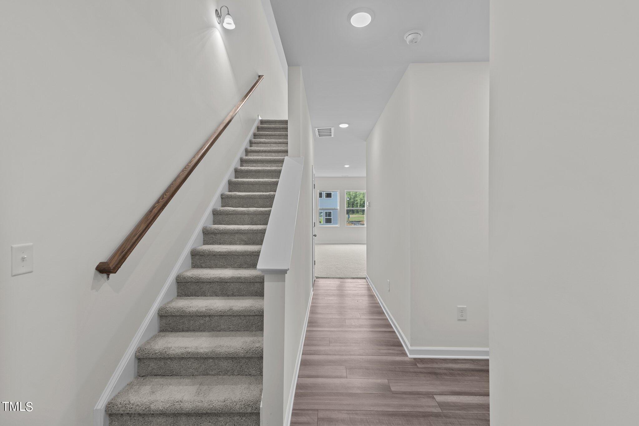 Photo 7 of 20 of 7195 Pilatus Avenue house