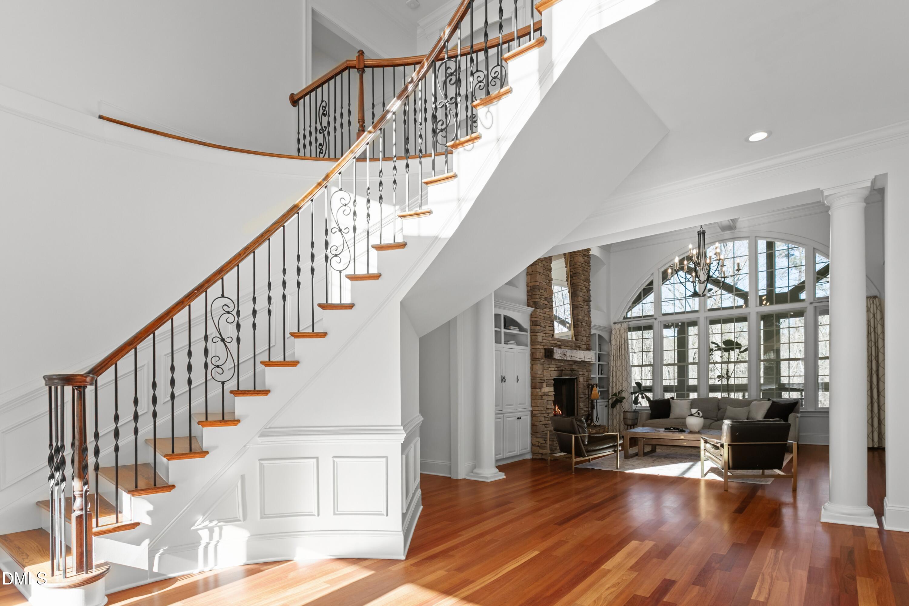 1524 Eglantyne Court