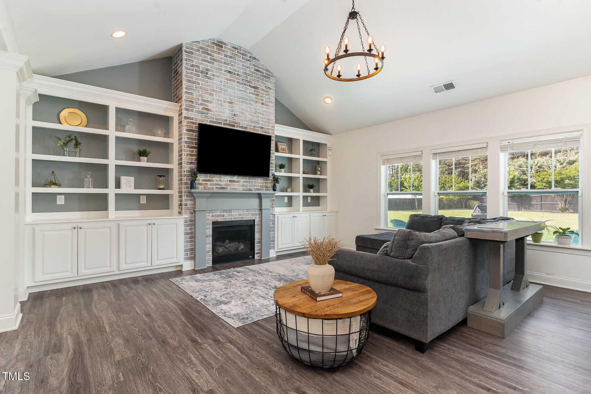 123 Jonalker Court