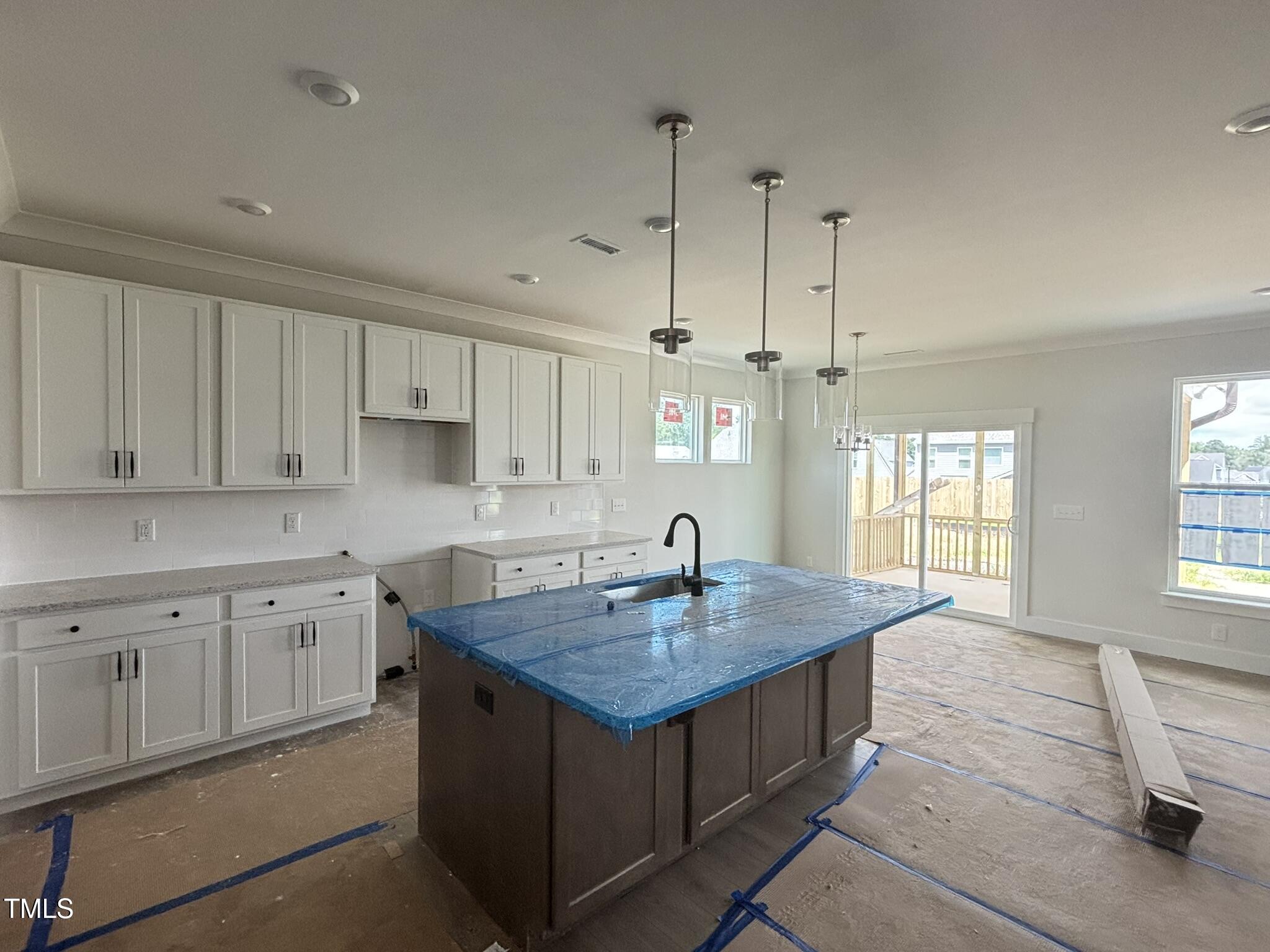 41 Quilting Drive 193