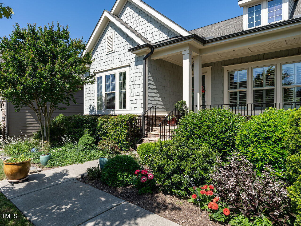 8461 Lentic Court
