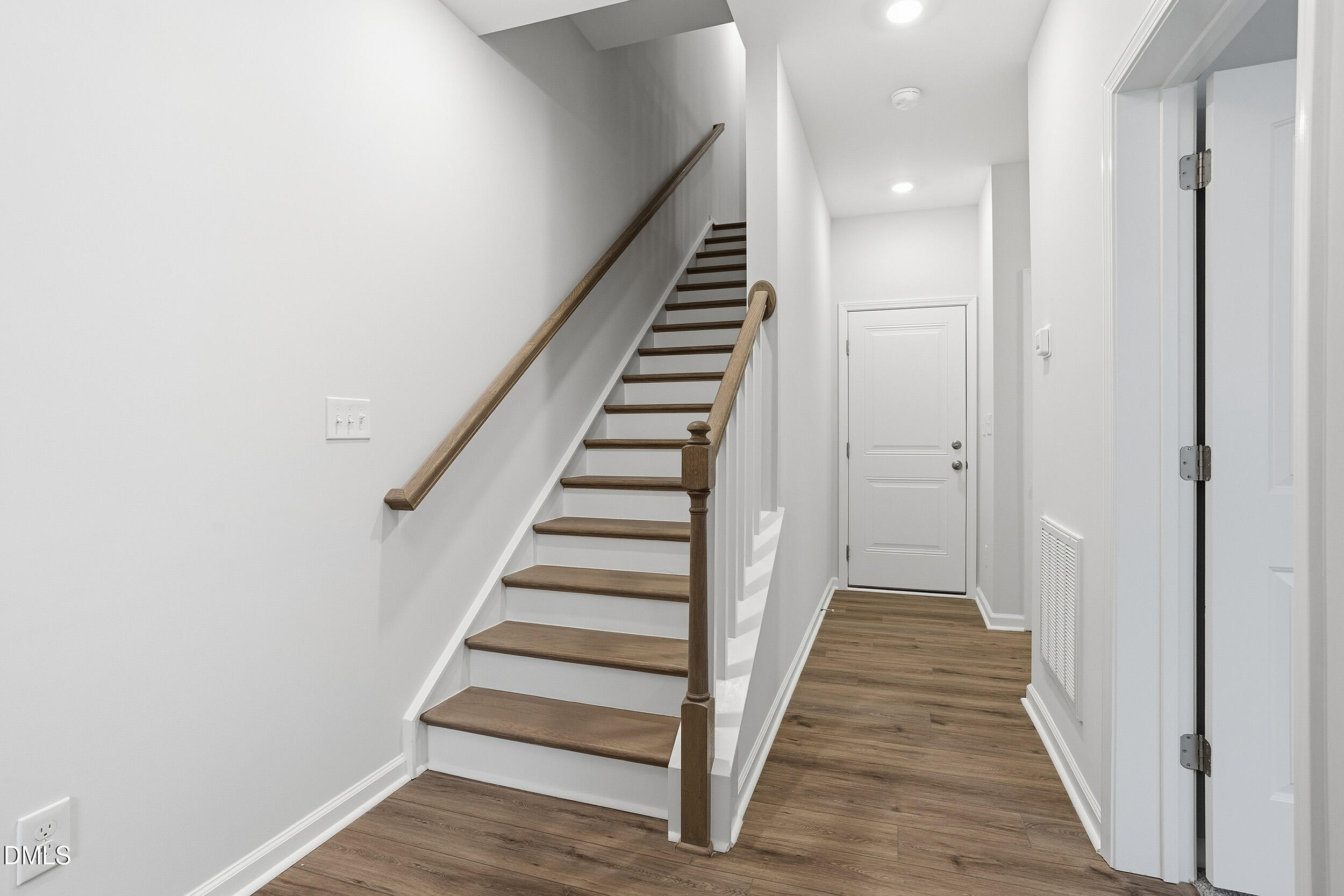 395 Chesapeake Commons Street 122