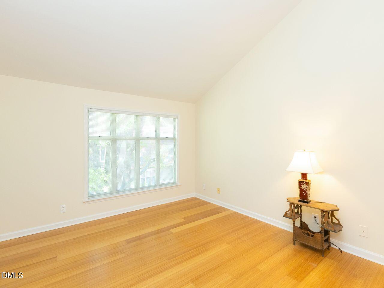 1211 Westview Lane 305