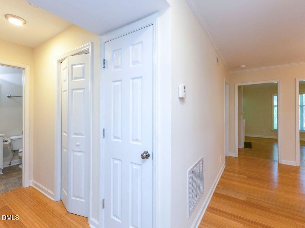 1211 Westview Lane 305