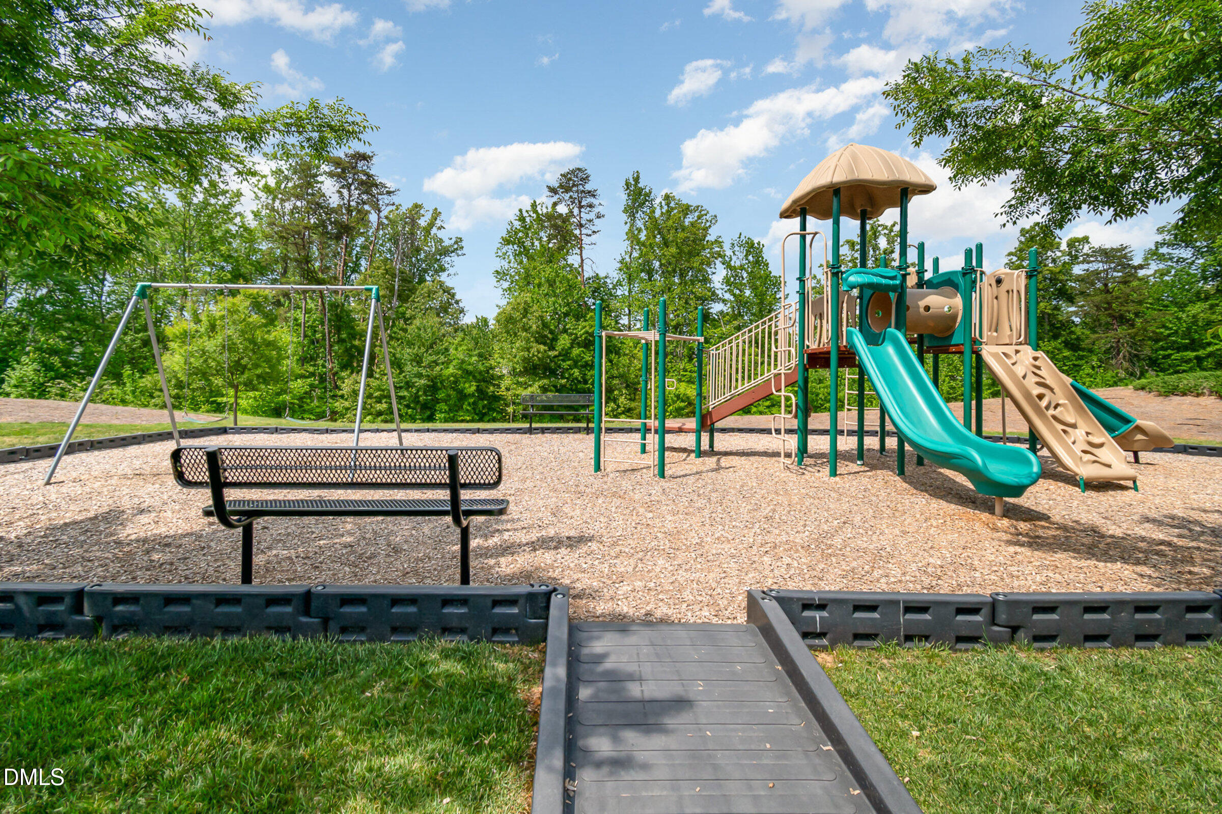 Greensboro, North Carolina 27455, United States, 4 Bedrooms Bedrooms, ,3 BathroomsBathrooms,Residential,Active,224556