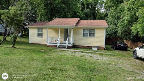 Single Family Residence in Burlington NC 116 Harrell Street.jpg