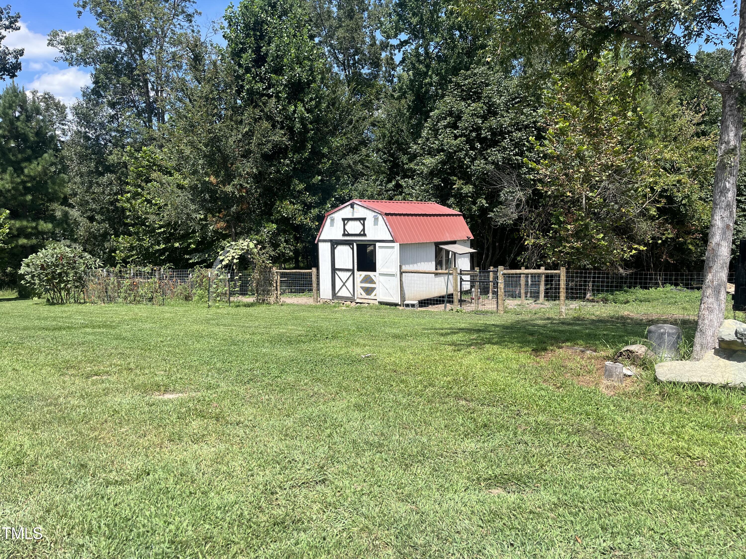 2231 Cullen Road