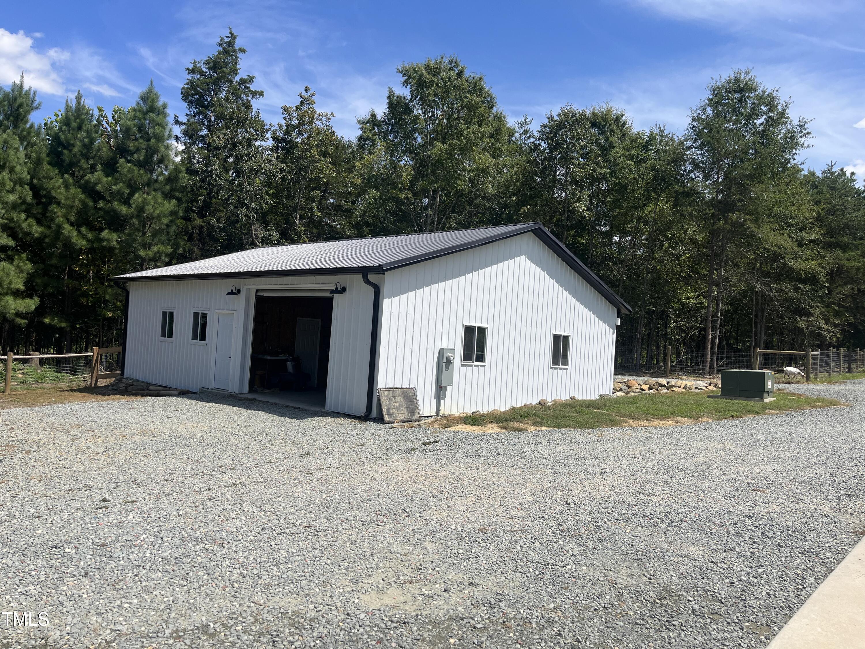 2231 Cullen Road