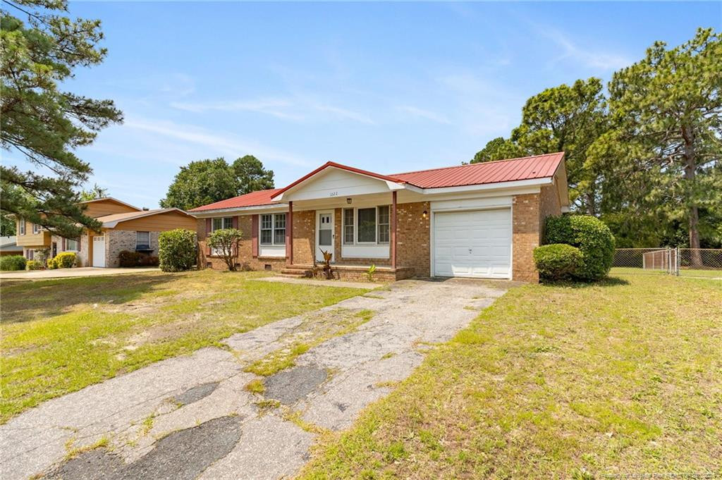 1222 Kienast Drive