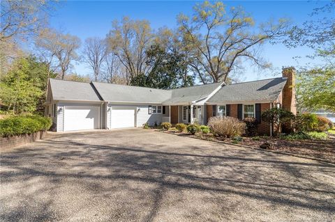 253 Lakeview Drive Sanford NC 27332