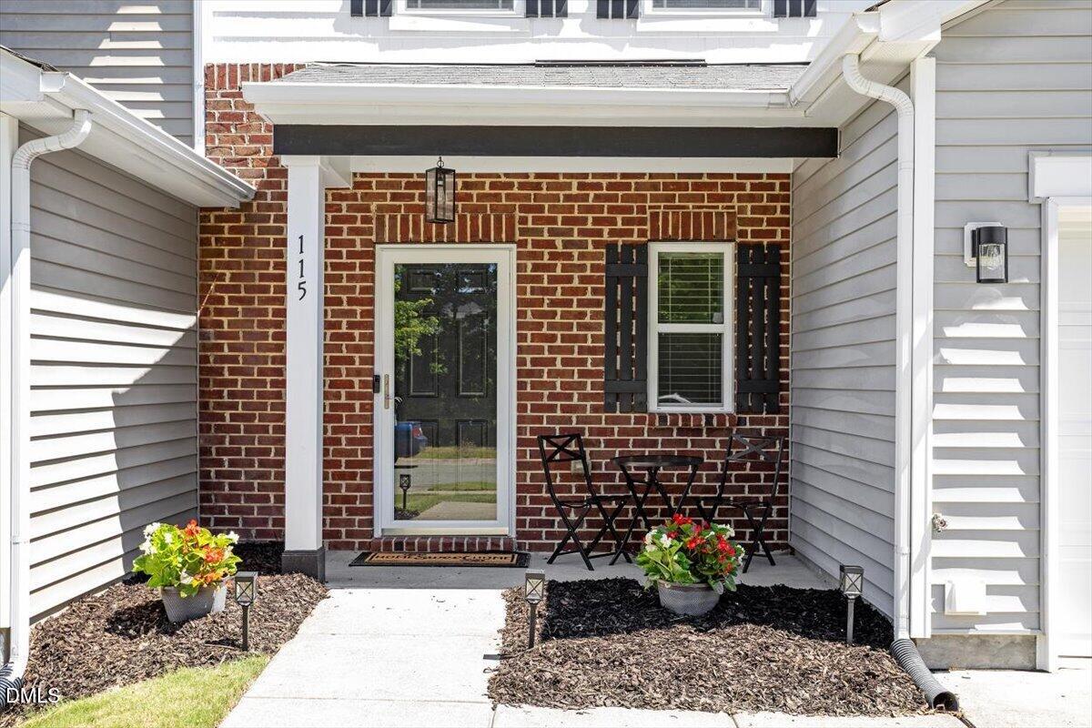 115 Golden Meadow Court