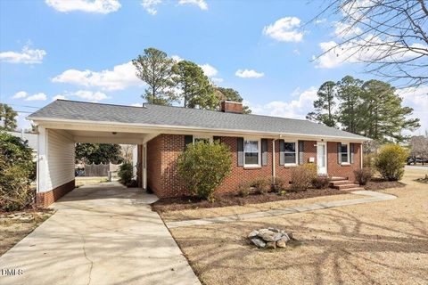 606 W Harnett Street Benson NC 27504