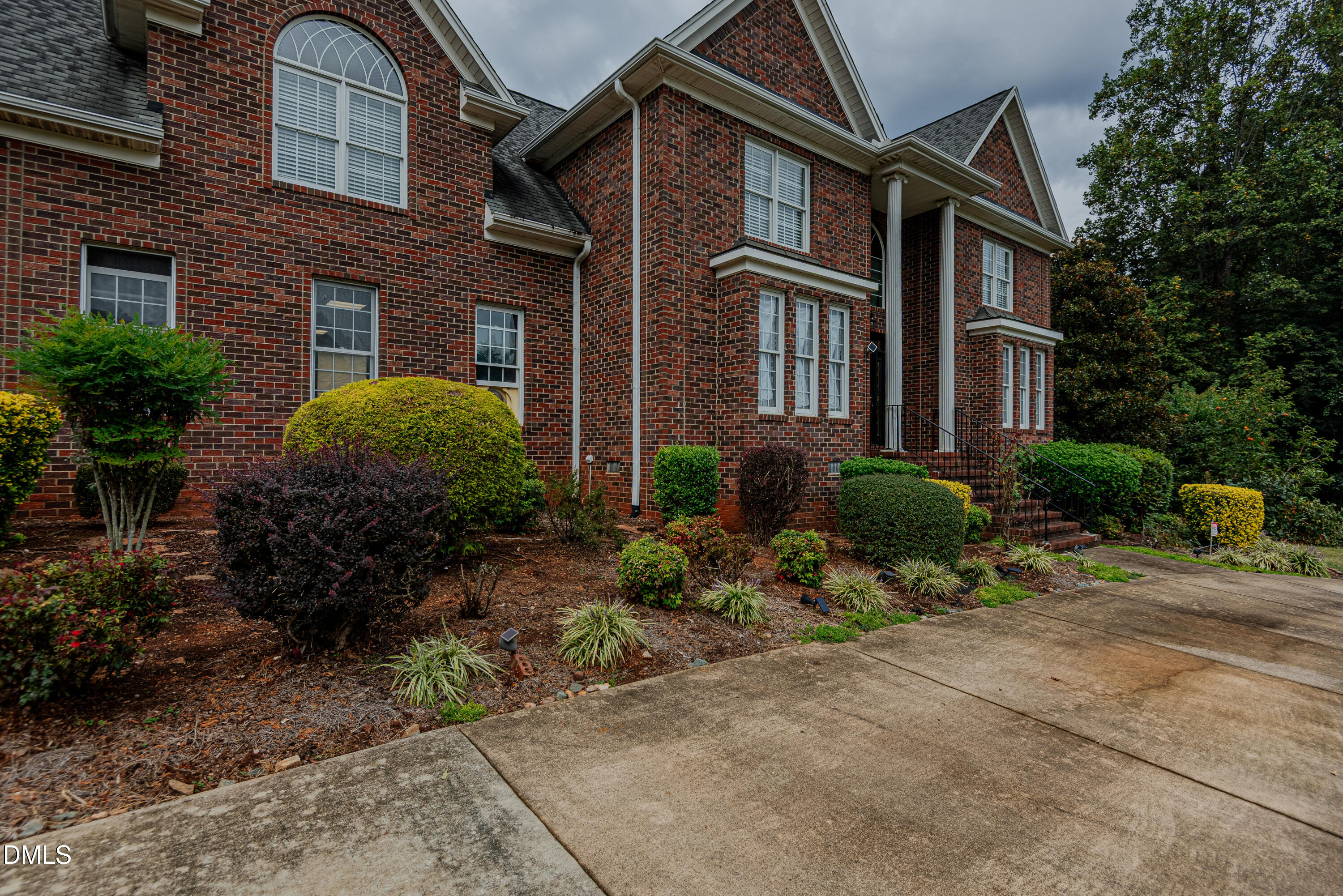 6409 Glendevon Drive