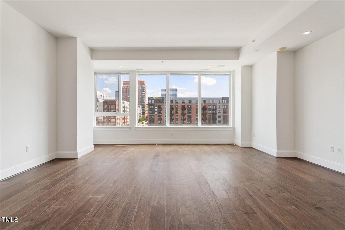 400 W North Street 732