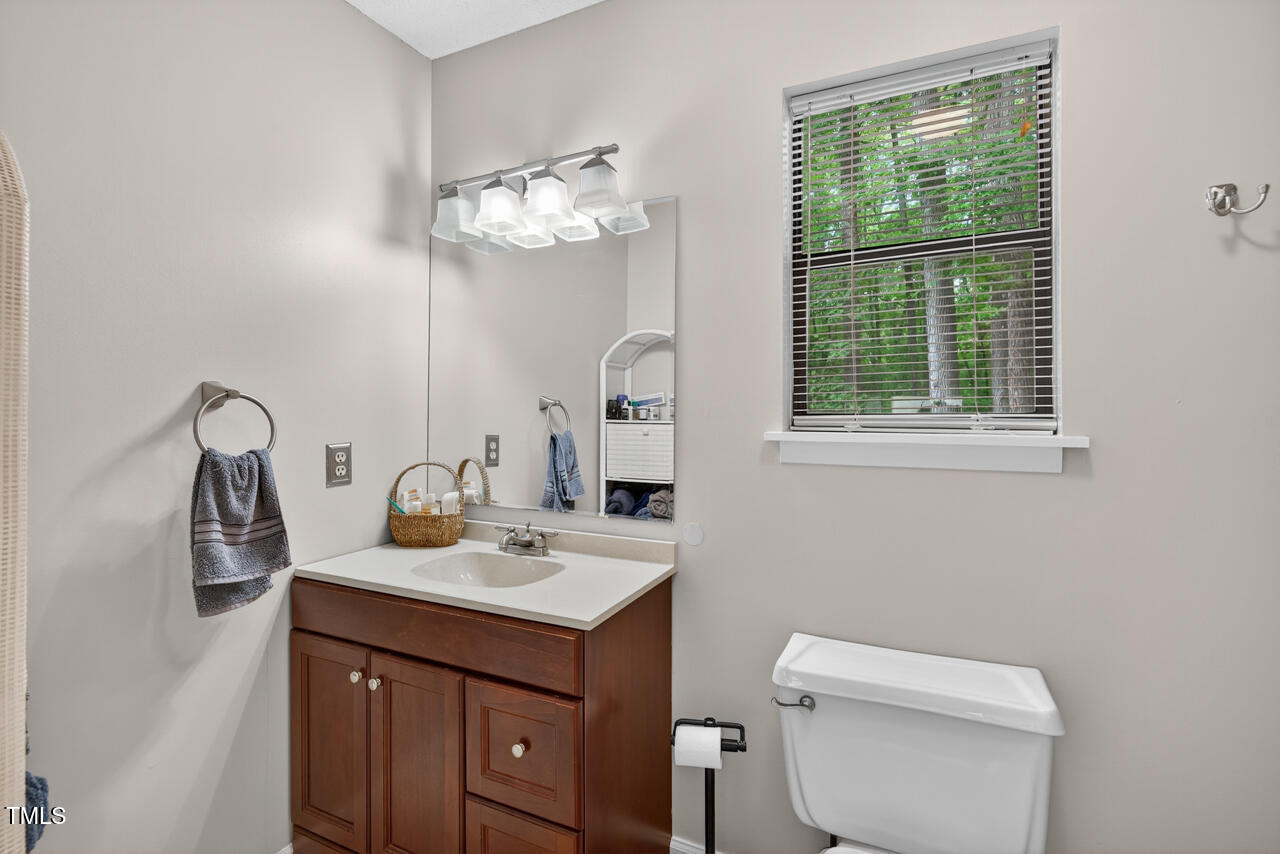 Chapel Hill, North Carolina 27516, United States, 2 Bedrooms Bedrooms, ,2 BathroomsBathrooms,Residential,Active,164614