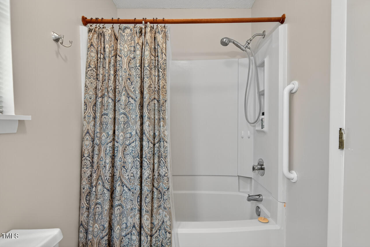 Chapel Hill, North Carolina 27516, United States, 2 Bedrooms Bedrooms, ,2 BathroomsBathrooms,Residential,Active,164614