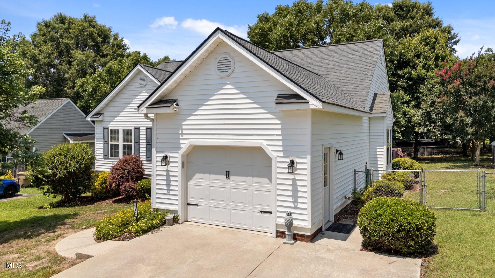113 Kelly Lane