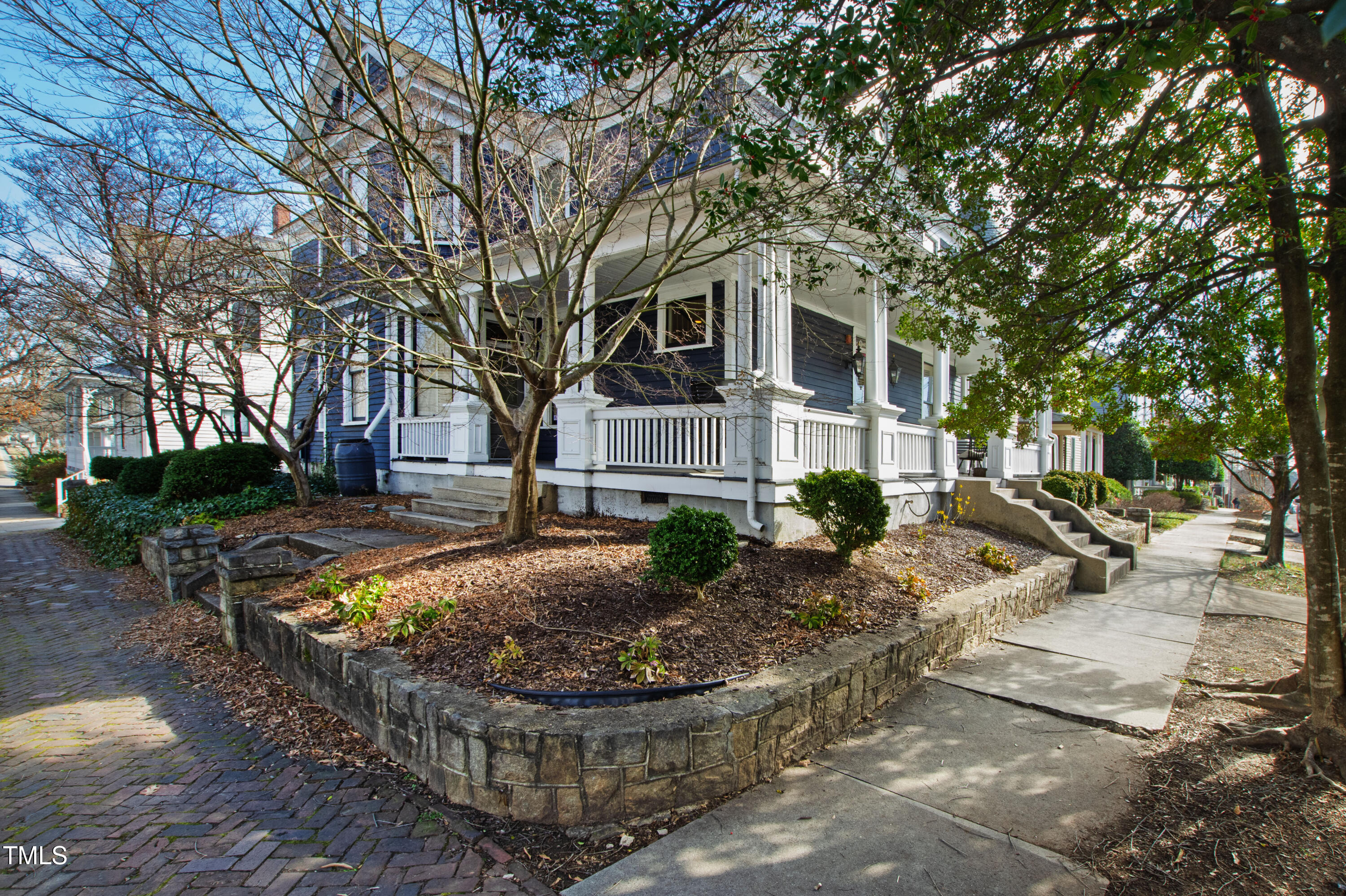 101 S Bloodworth Street