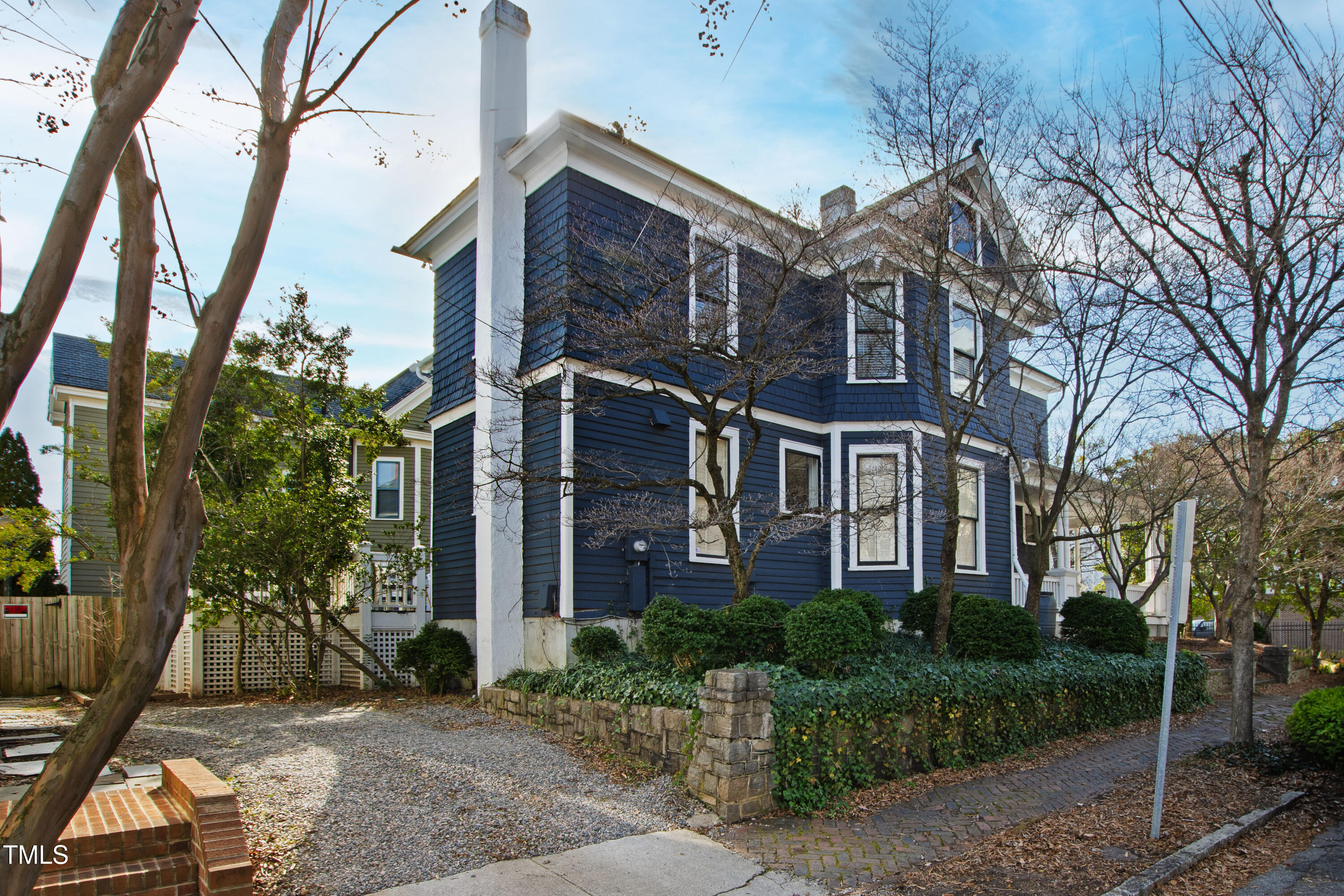 101 S Bloodworth Street