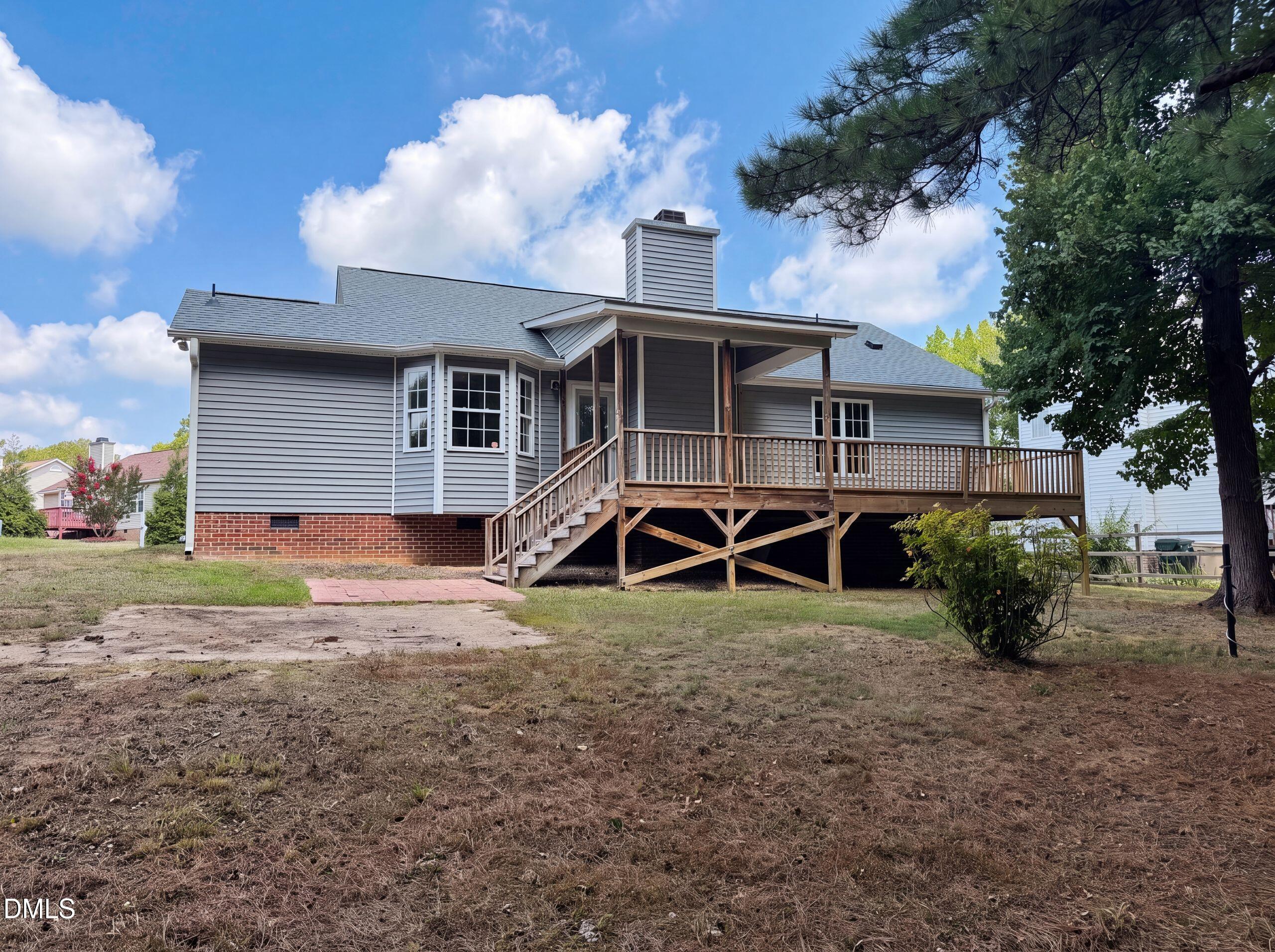 105 Gentle Rio Court