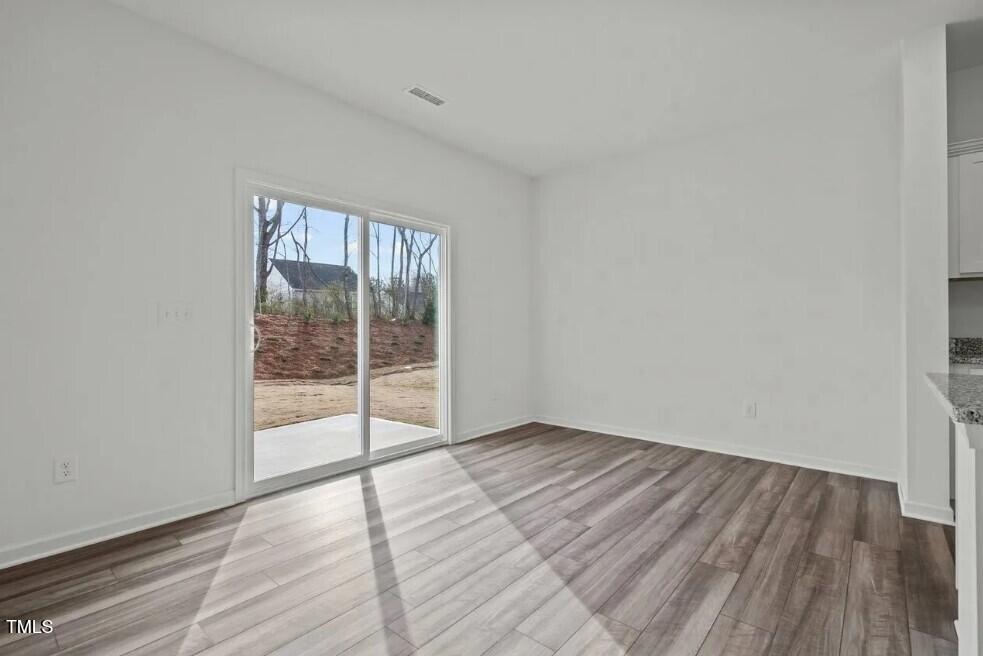 1240 Pond Overlook