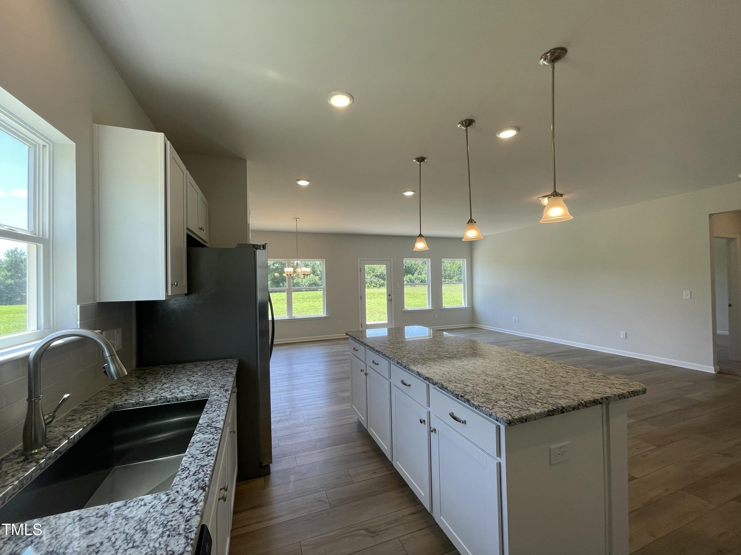 182 E Victory View Terrace 68