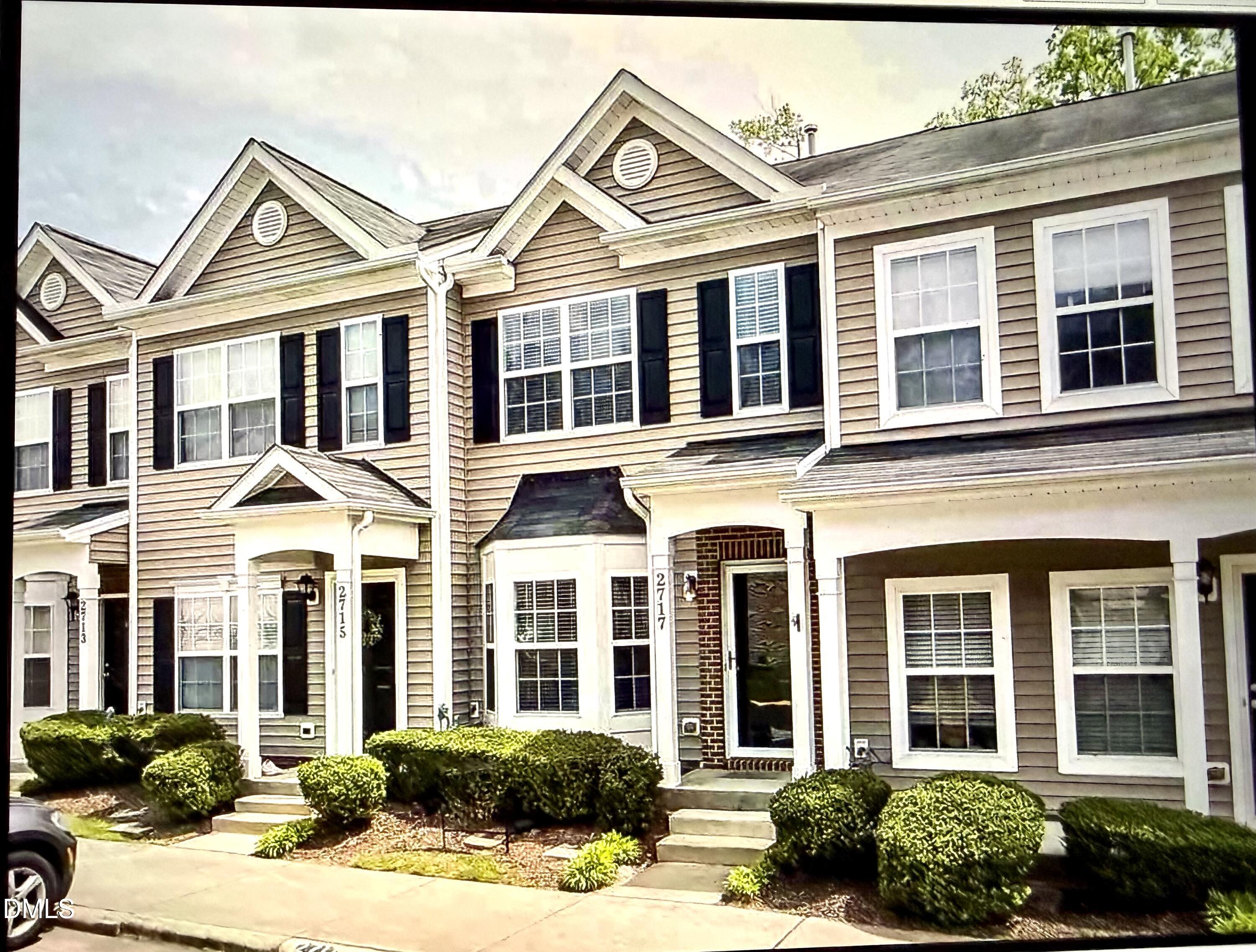 2717 Wyntercrest Lane