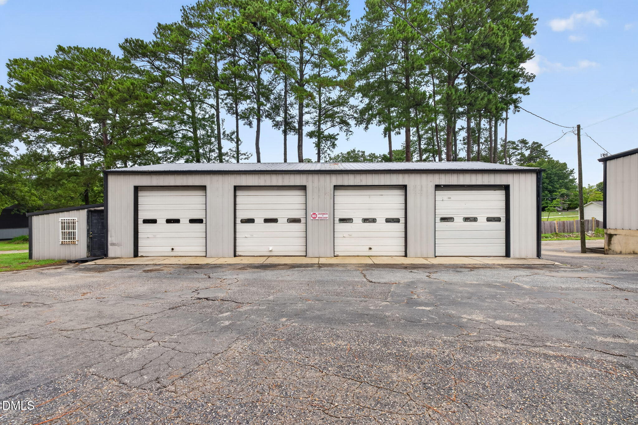 421 Mcarthur Road