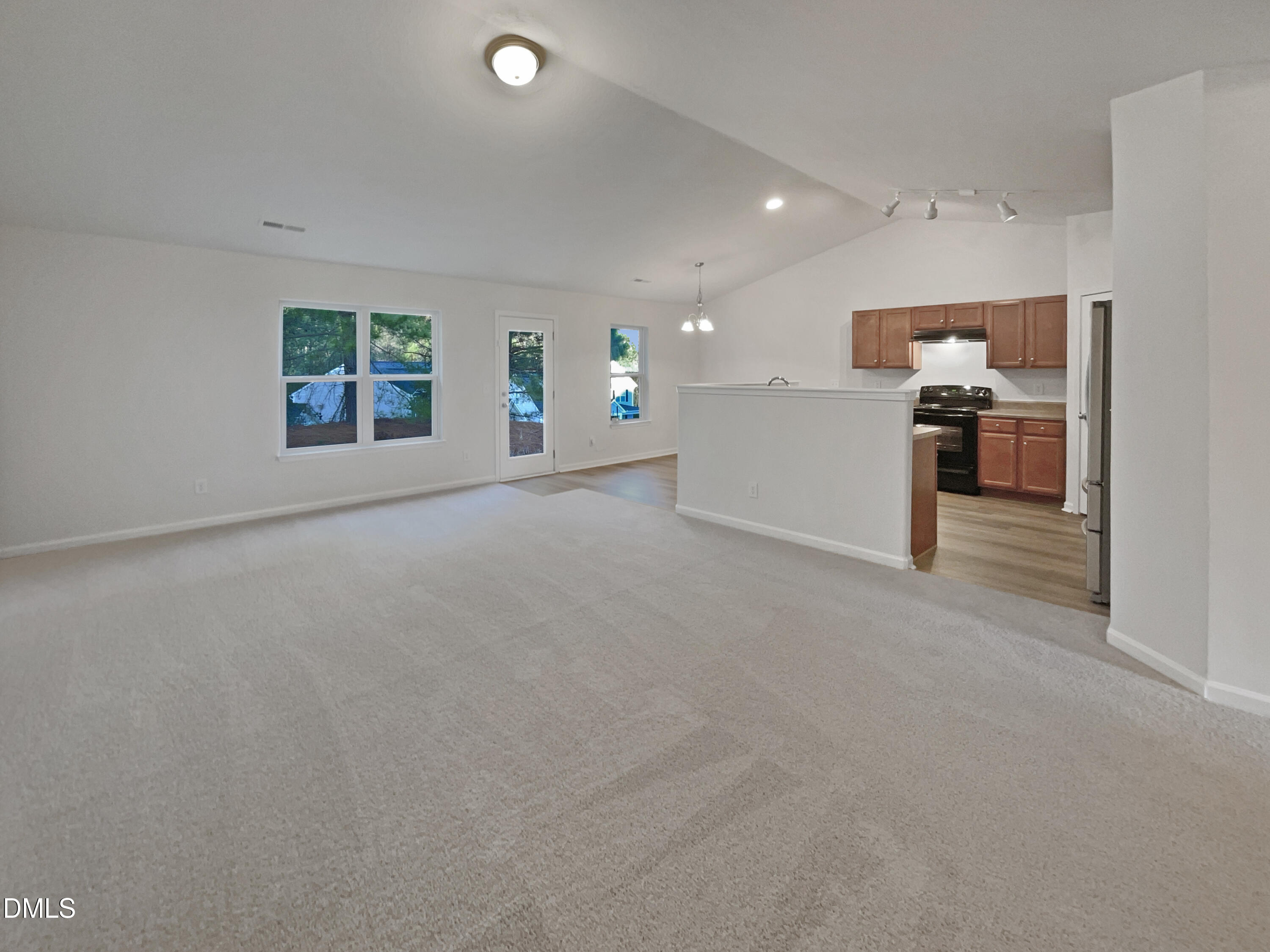 4404 Captain Falls Drive