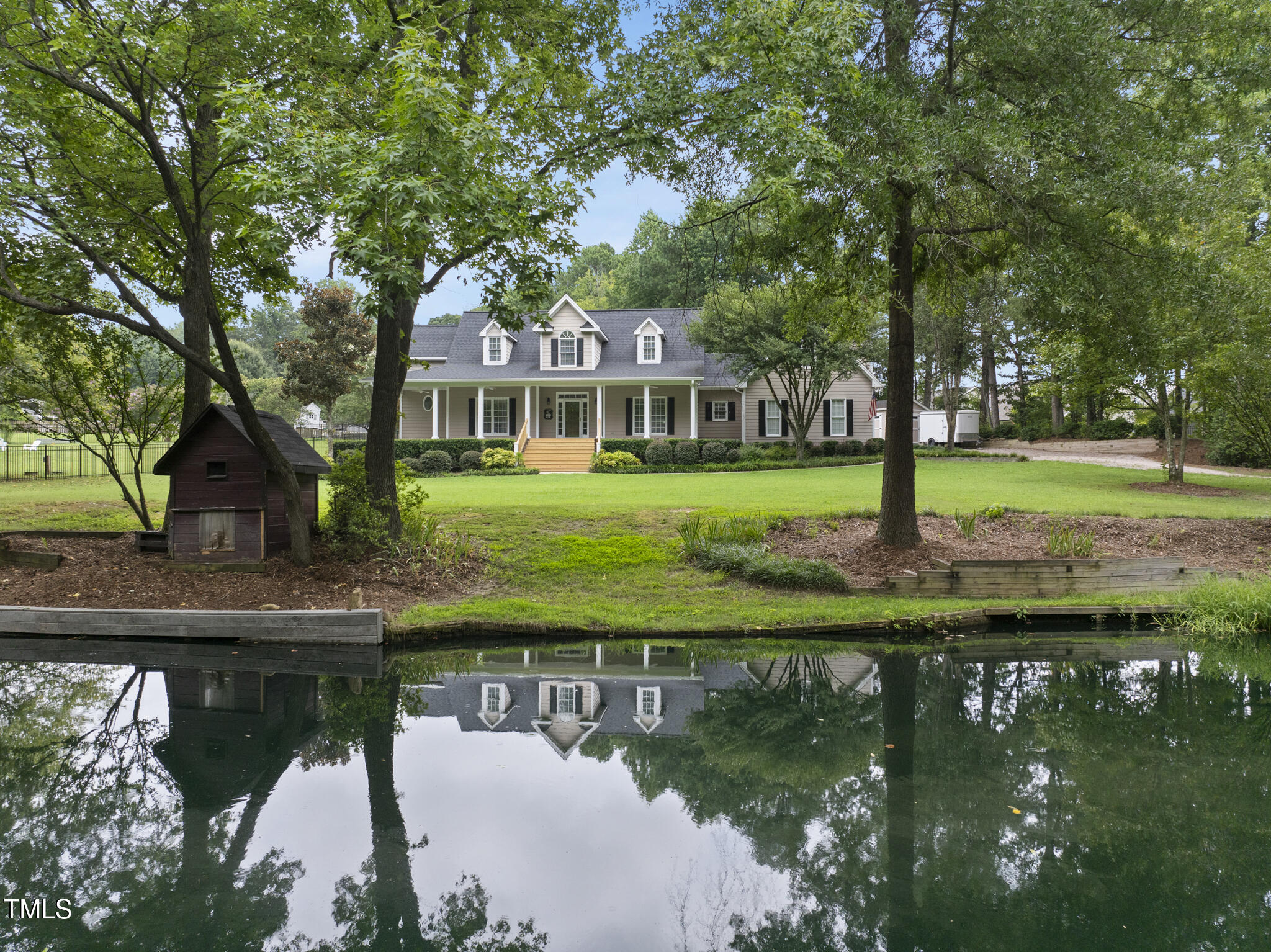 5800 Clearsprings Drive