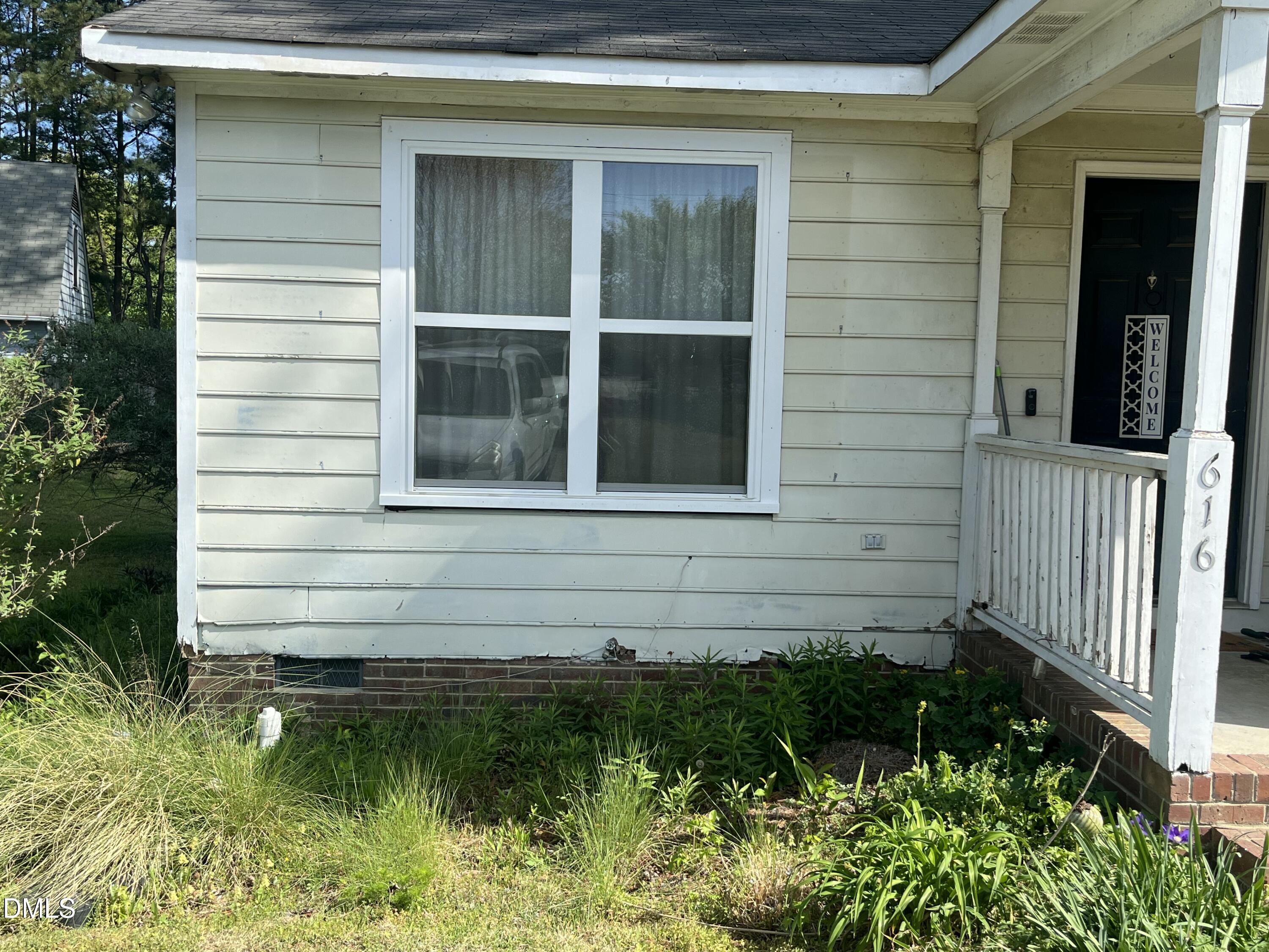 616 Bladestone Court