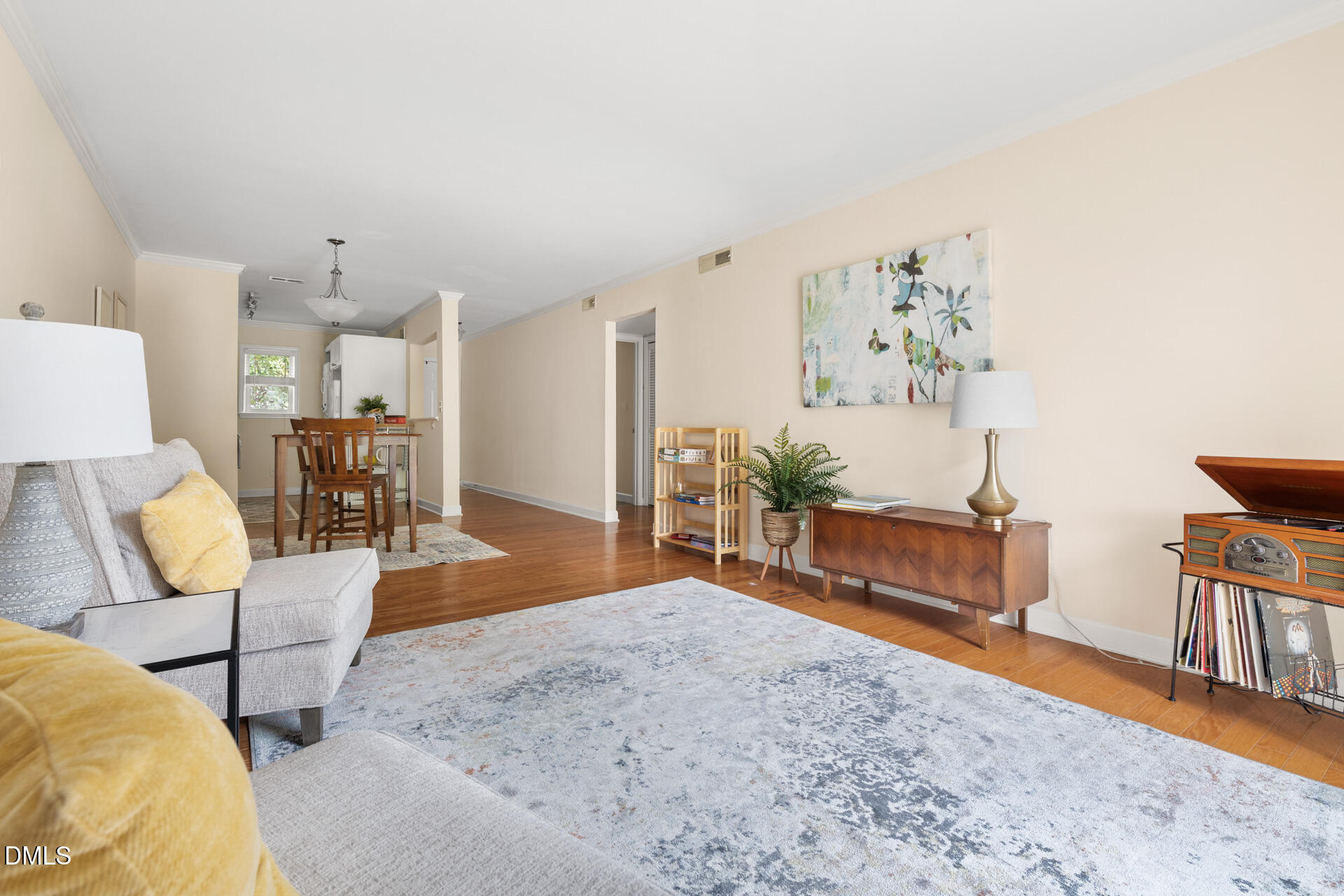 1513 E Franklin Street Bldg F Unit 123