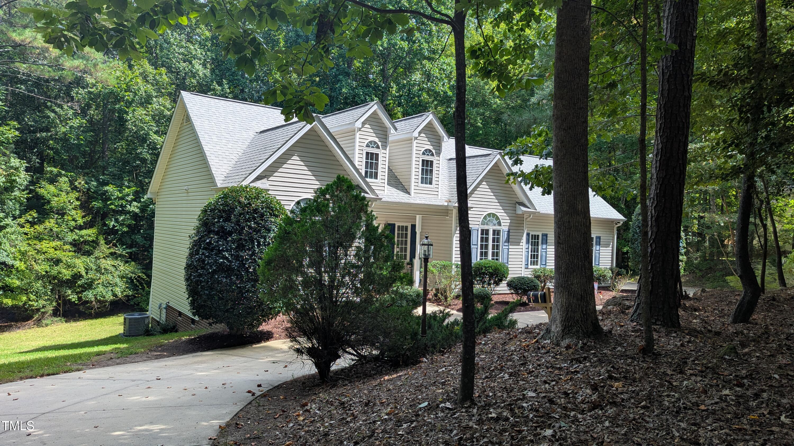 270 Lumberjack Lane