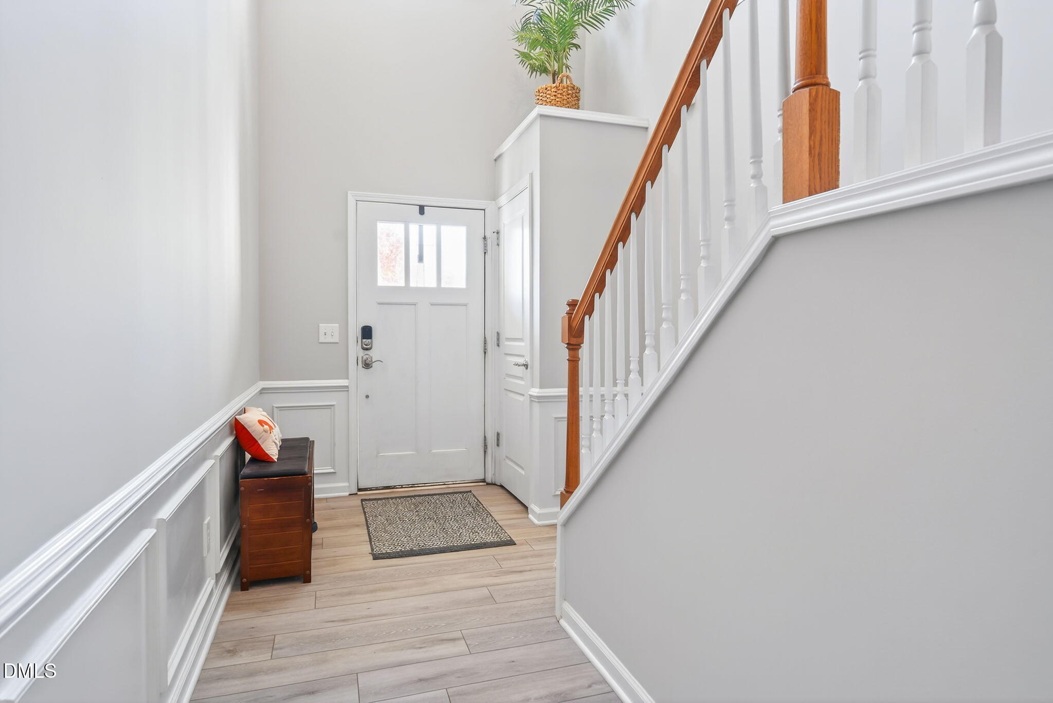 8204 Pilots View Drive