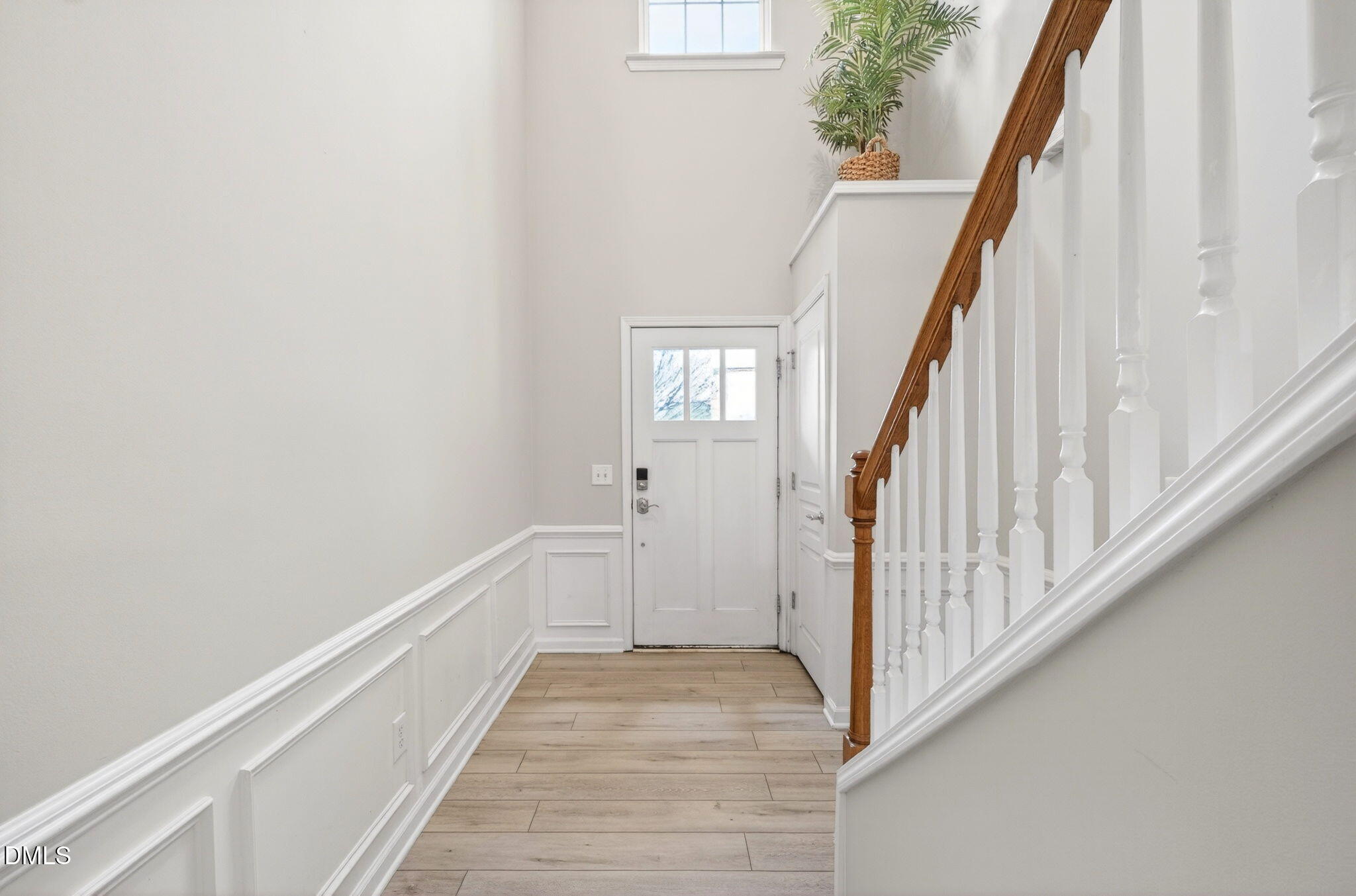 8204 Pilots View Drive