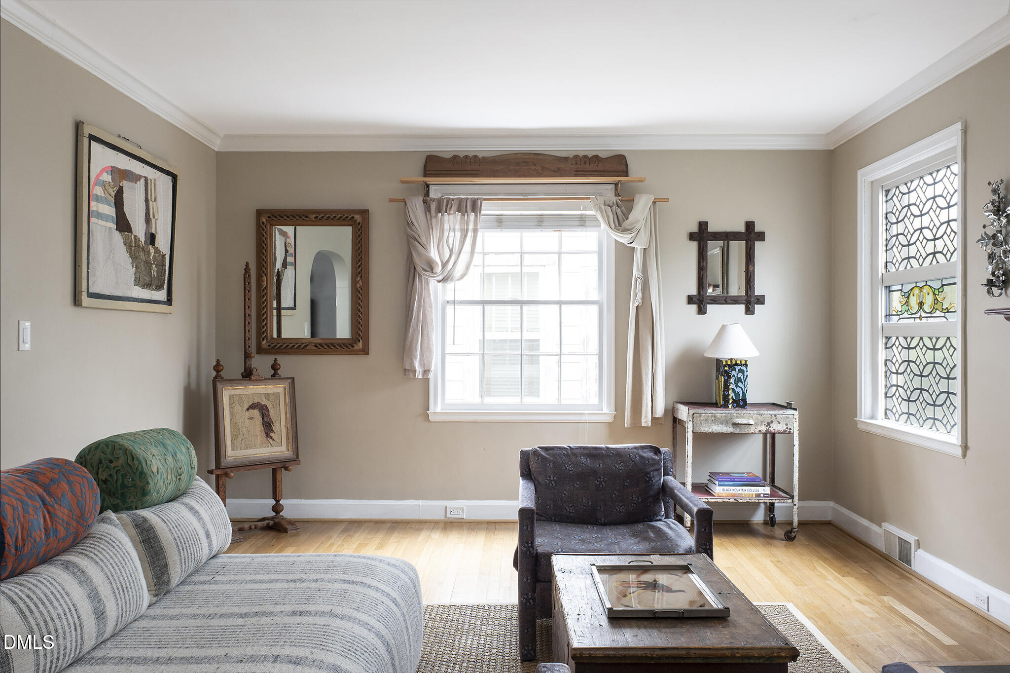 111 W Markham Avenue