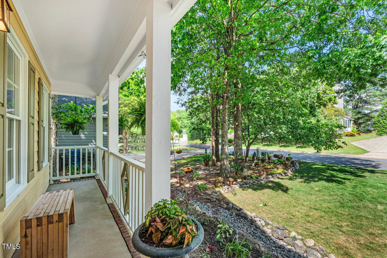 11 Bridgeport Drive