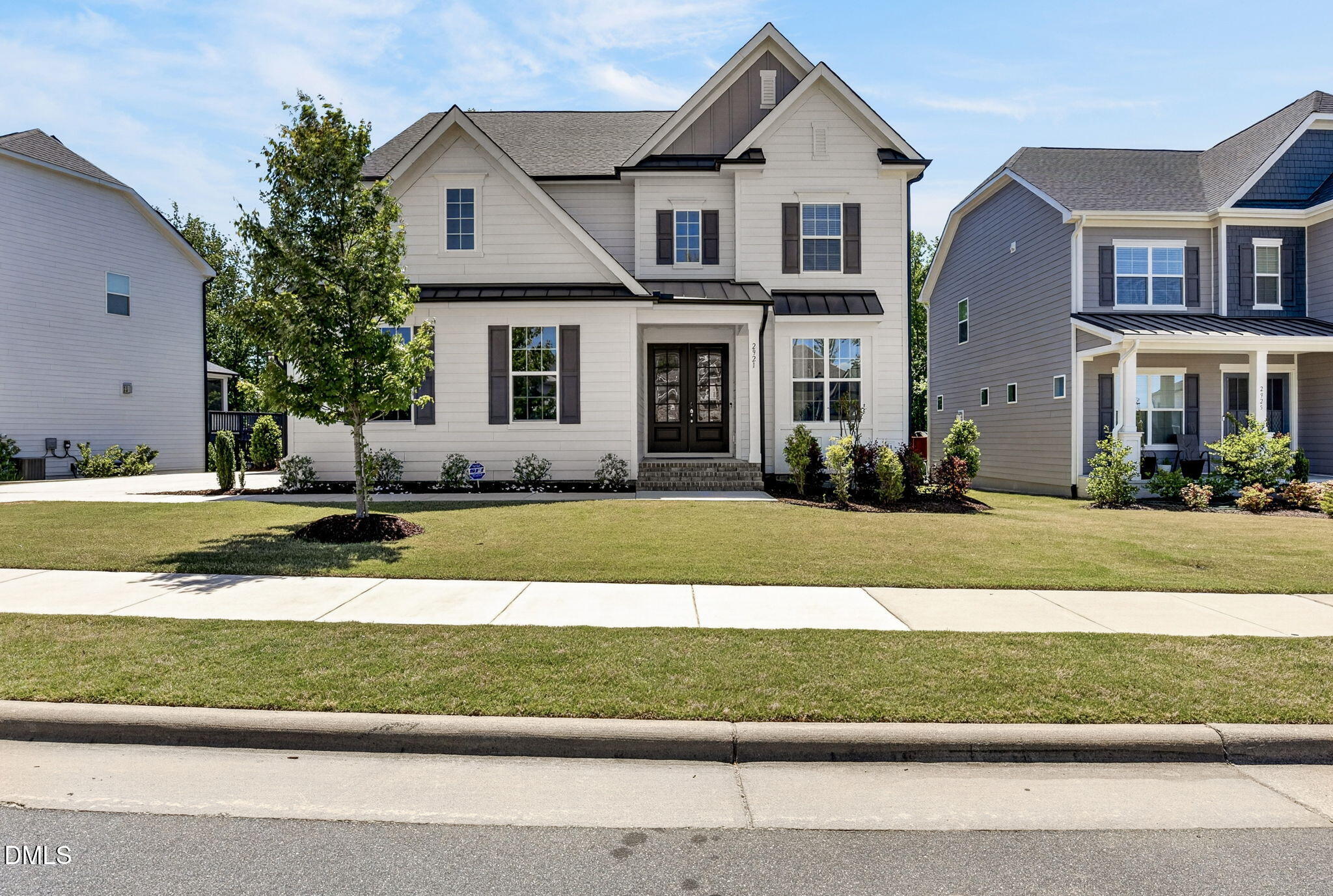 2921 Macintosh Woods Drive