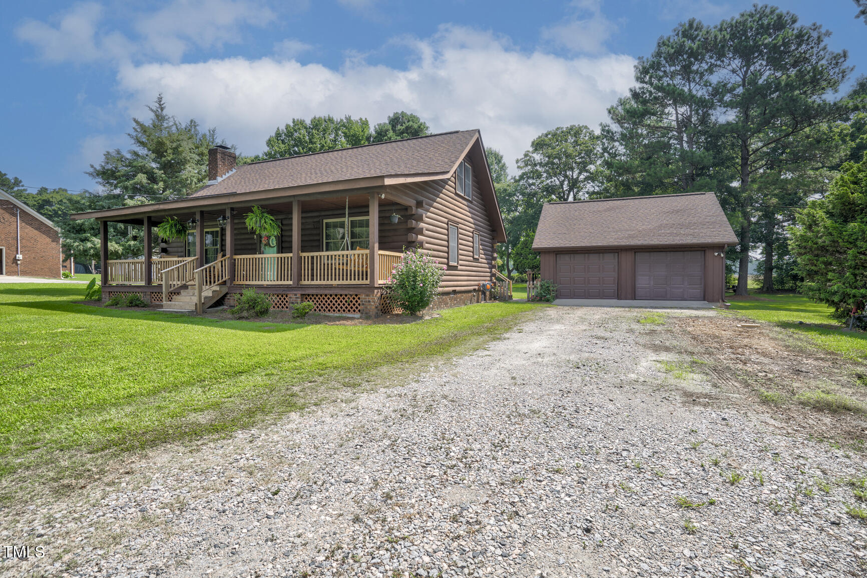 5593 Leon Road
